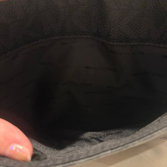 Michael Kors Jet Set Men’s Unisex Black Signature Crossbody Medium Bag NWT - Picture 8 of 8